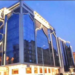 Quiet Al Hamra فندق
